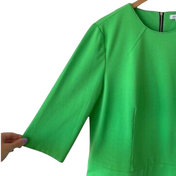 Liz Clairborne Green Zip Back Blouse Size M - Picture 3 of 13